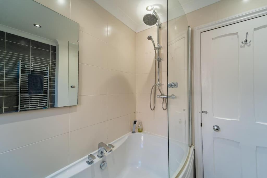 A Beautiful And Stylish 2 Bed Flat Close To Beach Bournemouth Luaran gambar